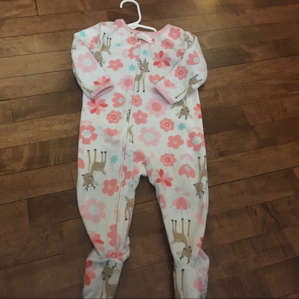 Girl’s Carter’s Fleece Zipper Sleeper Size 12 Mo